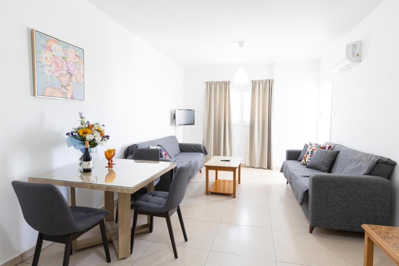 Christothea Apartments アヤナパ 部屋 写真